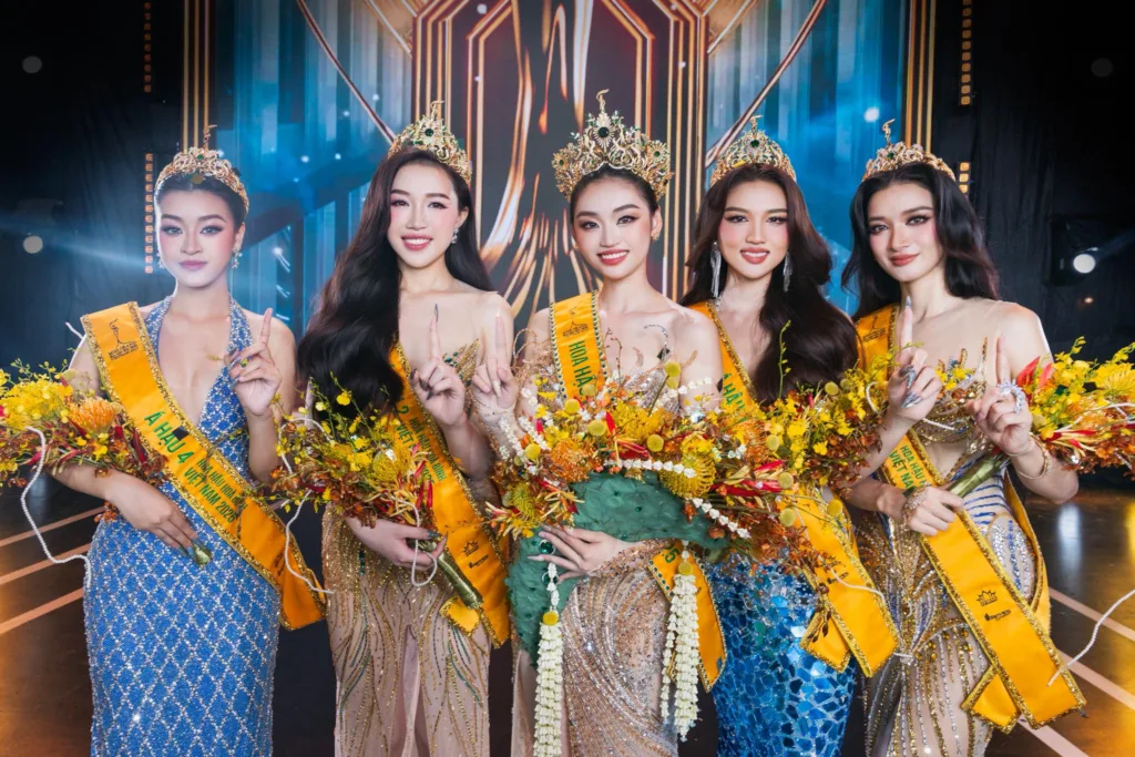Sau phần ứng xử của top 5, các danh hiệu tại cuộc thi năm nay được công bố. La Ngọc Phương Anh (An Giang) giành ngôi á hậu 4. Vị trí á hậu 3 thuộc về Đinh Y Quyên (Gia Lai). Lê Thị Thu Trà đoạt danh hiệu á hậu 2. Á hậu 1 của cuộc thi là Nguyễn Thị Thu Ngân (Cà Mau). Mỹ nhân đến từ Đắk Lắk - Nguyễn Thị Yến Nhi - đăng quang ngôi vị cao nhất.