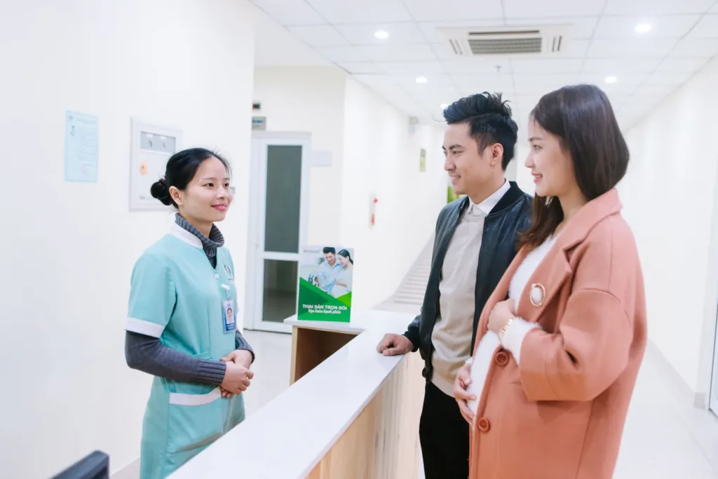 Đưa vợ đi đẻ