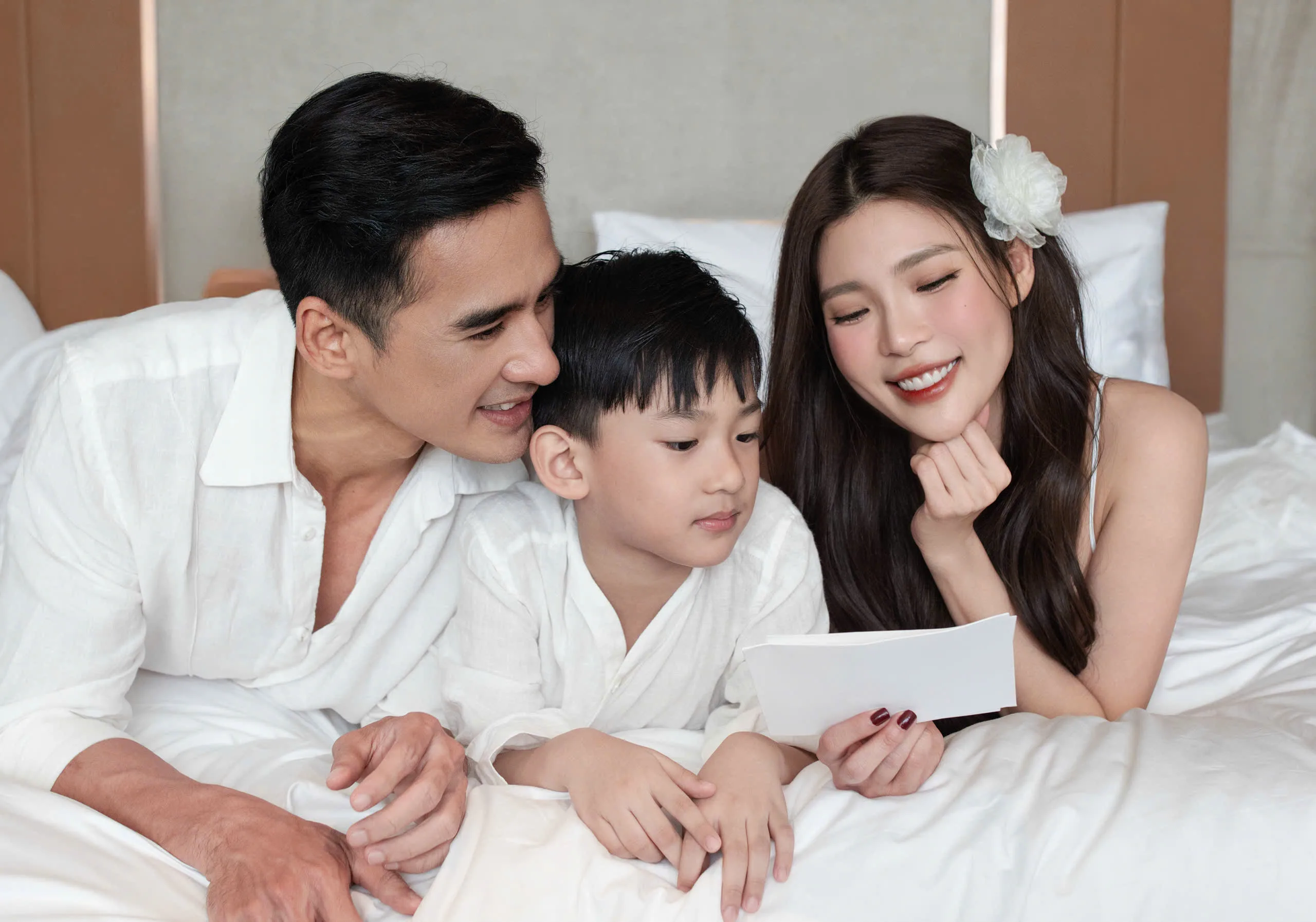 Gia đình diễn viên Thúy Diễm - Lương Thế Thành