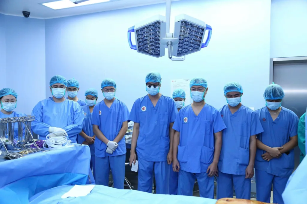 Đội ngũ Y Bác sĩ dành sự tri ân sâu sắc đến người hiến tạng và gia đình, những người đã lựa chọn trao đi sự sống ngay trong khoảnh khắc đau thương nhất.