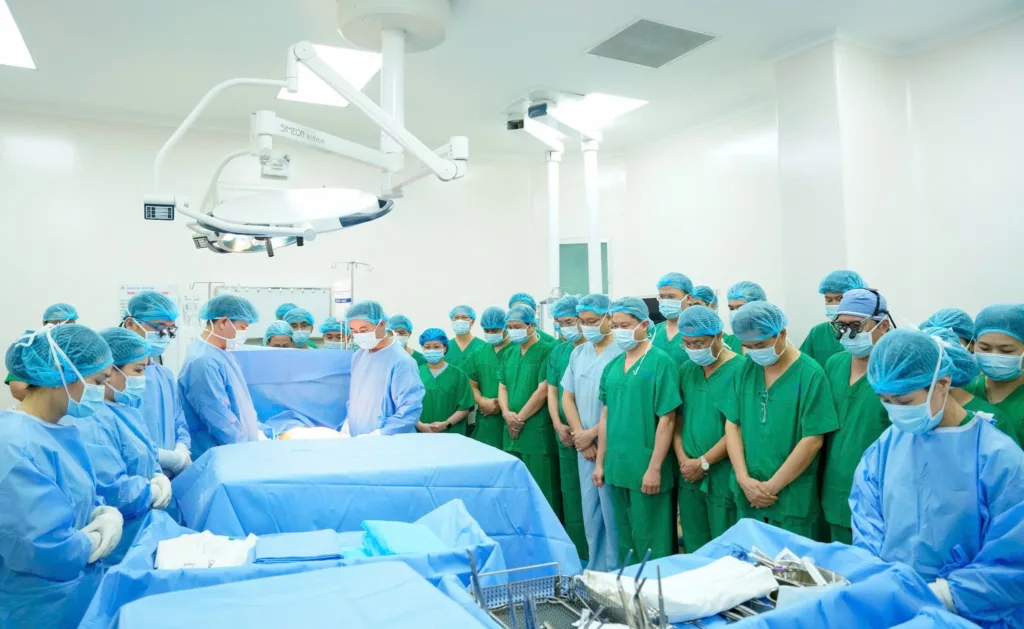 Bệnh viện trân trọng tri ân người hiến tạng và gia đình,từ nghĩa cử nhân văn ấy, hành trình gìn giữ và nối dài sự sống sẽ tiếp tục được lan tỏa.